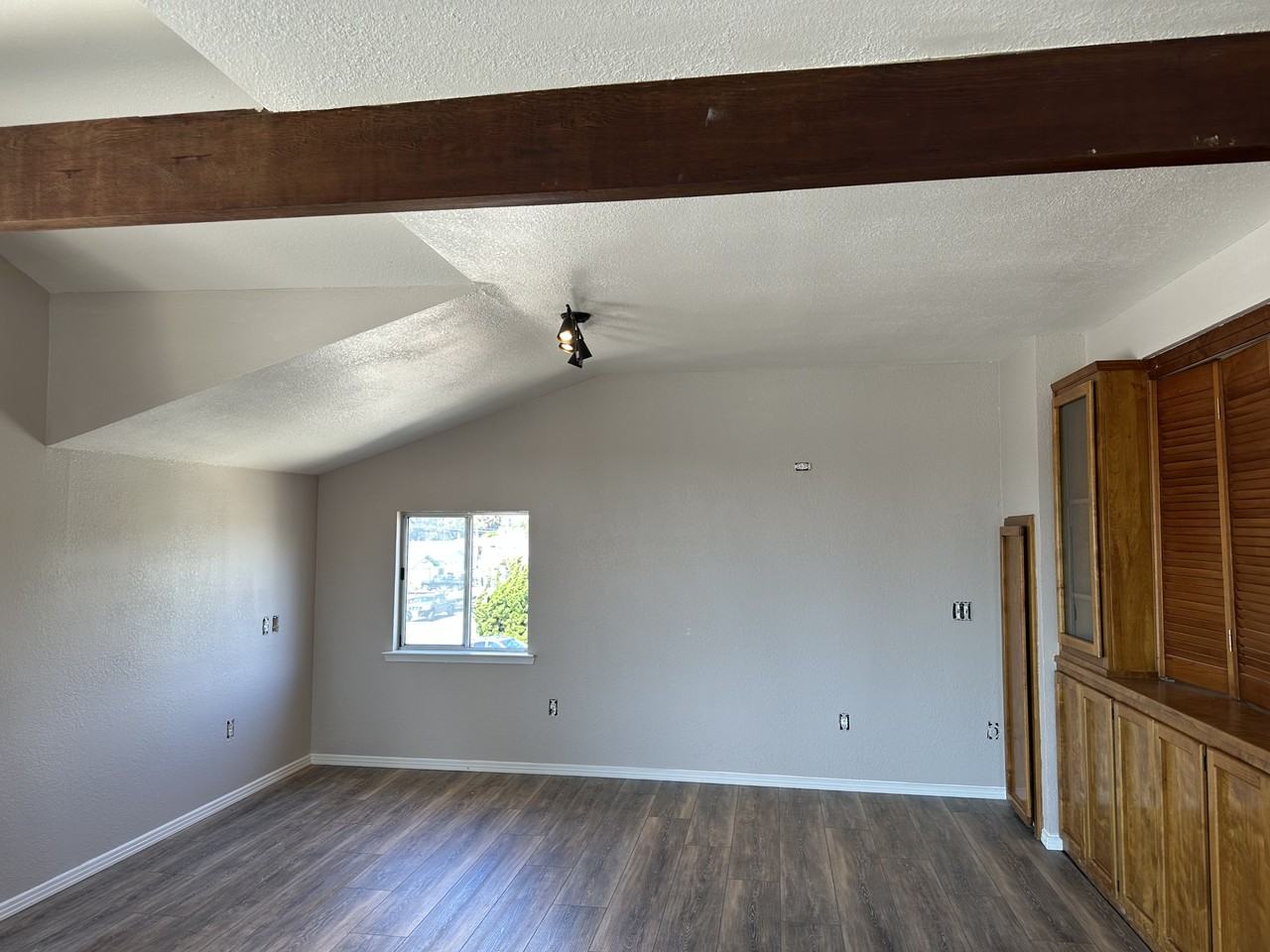 1339 24th St #A - Photo 5 of 10