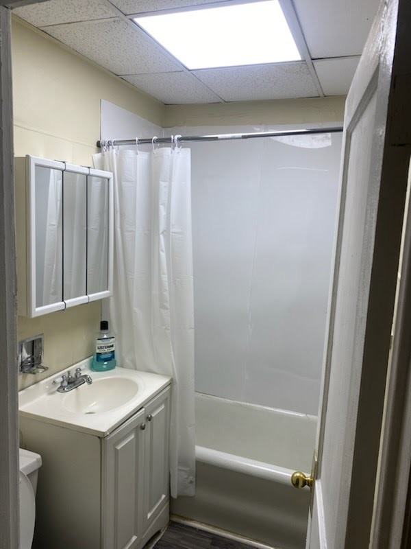 4402 Magoun Ave #D - Photo 4 of 5