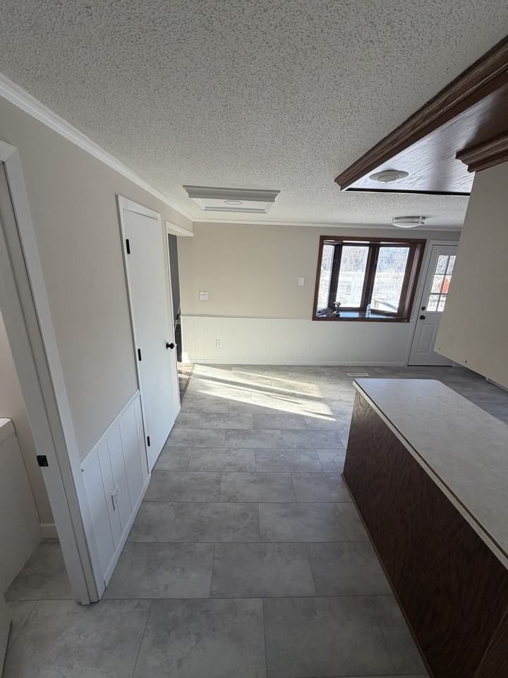 7431 Lake Dr #NA - Photo 4 of 34