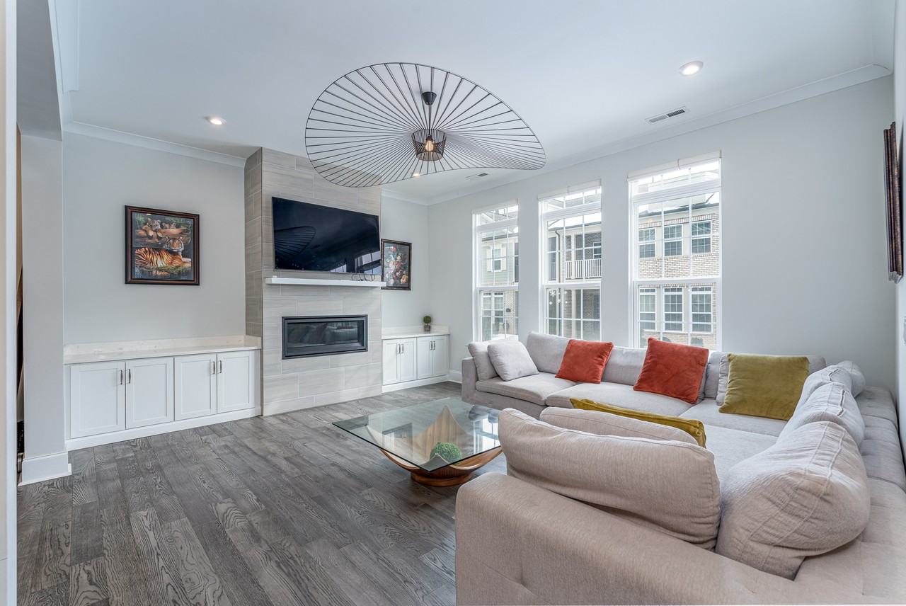 15012 Clear Sky Ln - Photo 3 of 19