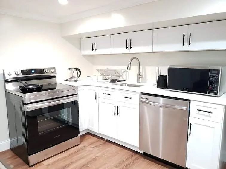 332 Stegman Pkwy #NA - Photo 5 of 11