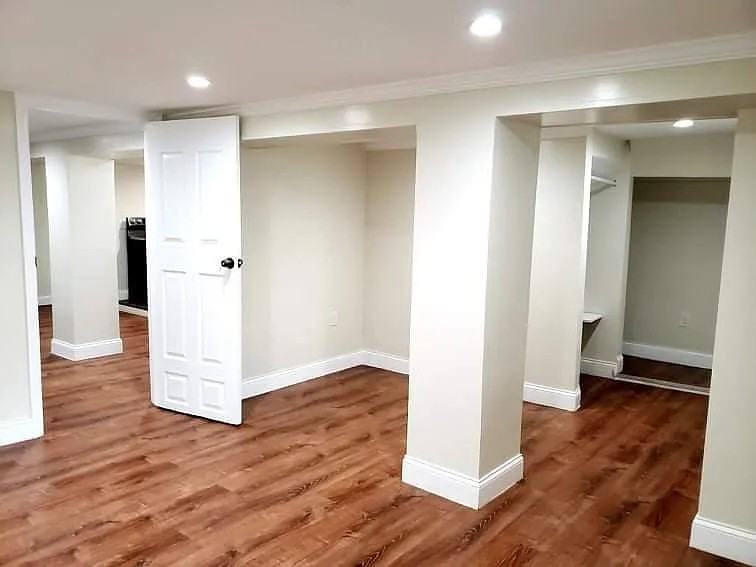 332 Stegman Pkwy #NA - Photo 7 of 11