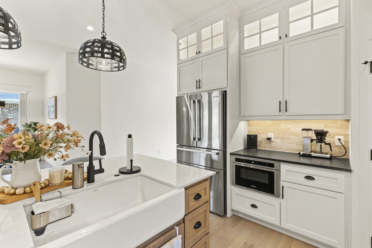 1901 Plaza District Dr #NA - Photo 6 of 33