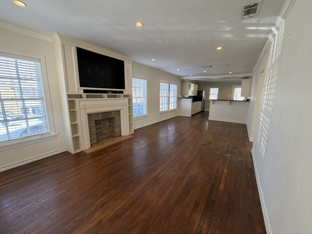 3817 Frazier Ave #NA - Photo 3 of 17