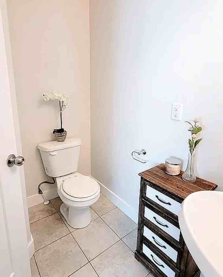 651 N Pinebrook Rd #TH - Photo 4 of 24