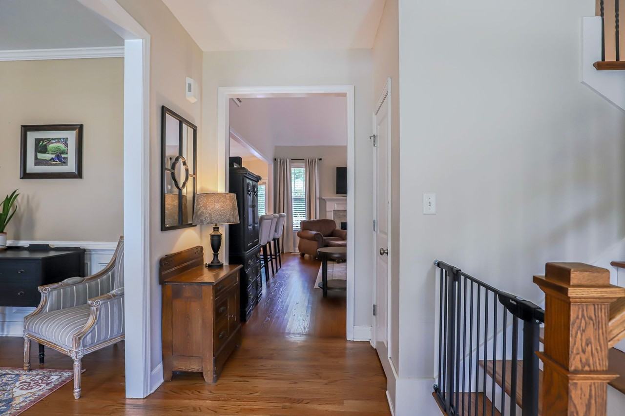 919 Napiers Post Dr - Photo 3 of 32