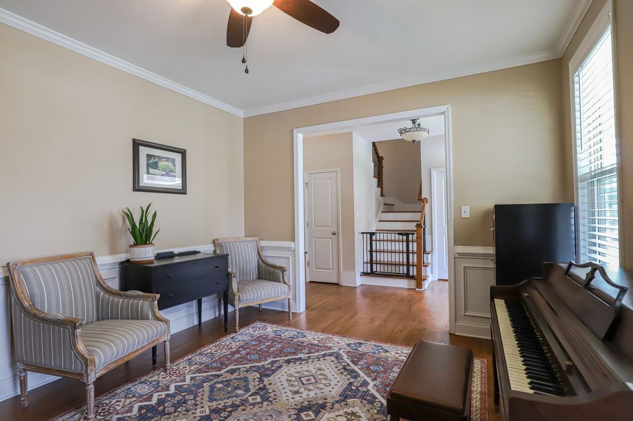 919 Napiers Post Dr - Photo 6 of 32