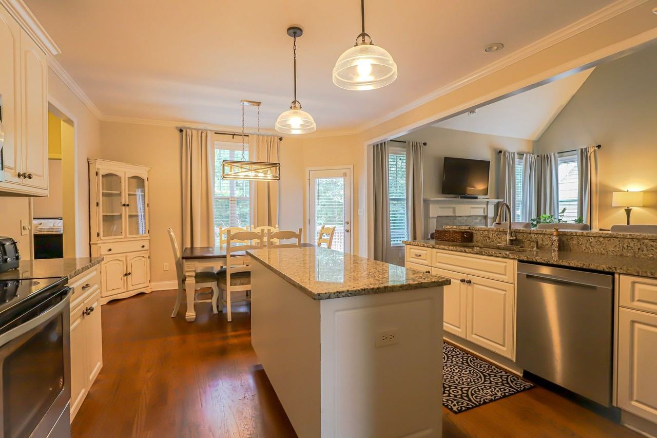 919 Napiers Post Dr - Photo 7 of 32