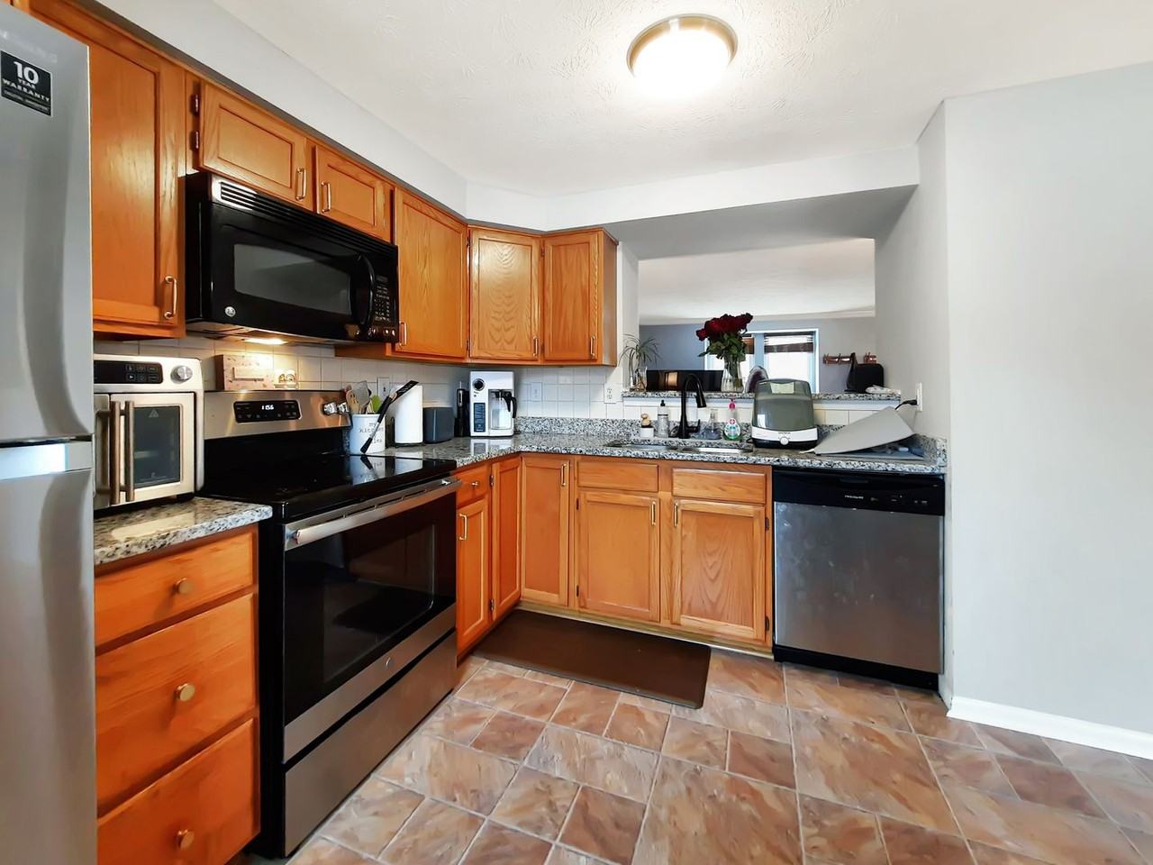 2055 Wisper Woods Way - Photo 6 of 20