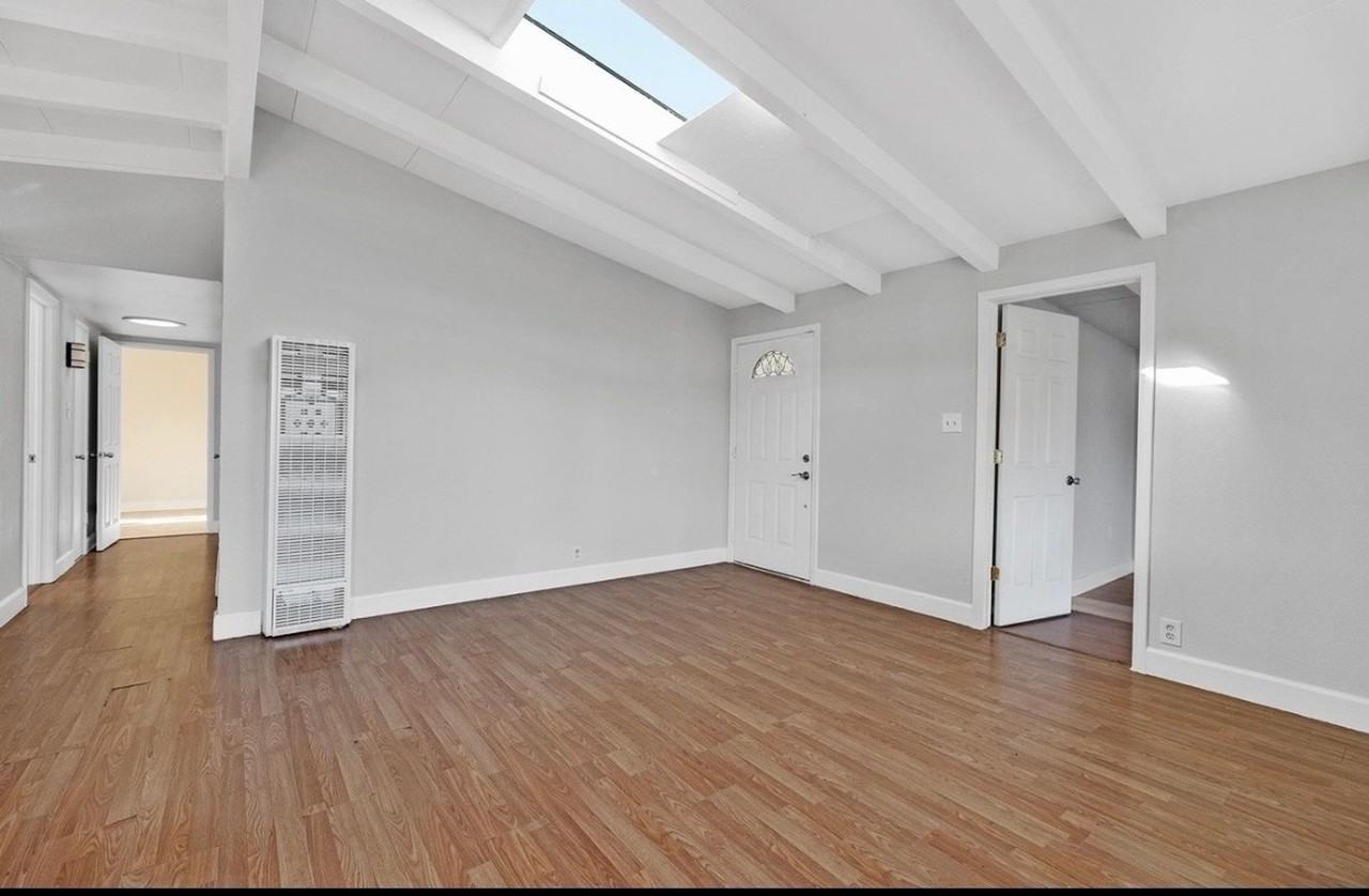 27946 Pompano Ave - Photo 4 of 23