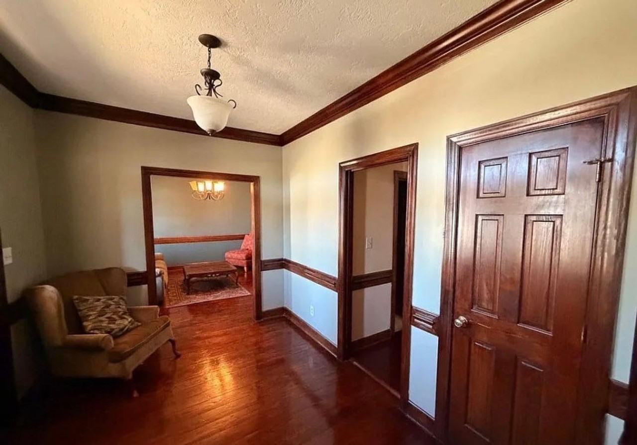 123 Lakeview Ct - Photo 7 of 25