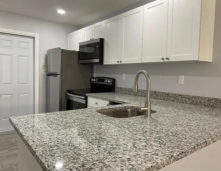 1203 Central Avenue - Photo 3 of 7