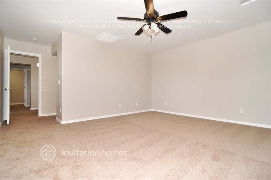 15077 N 173rd Dr - Photo 4 of 12