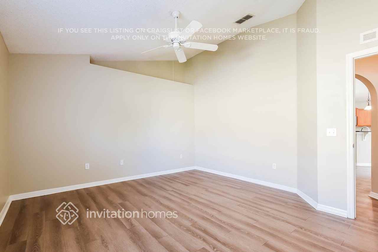 120 Crown Colony Way - Photo 7 of 17