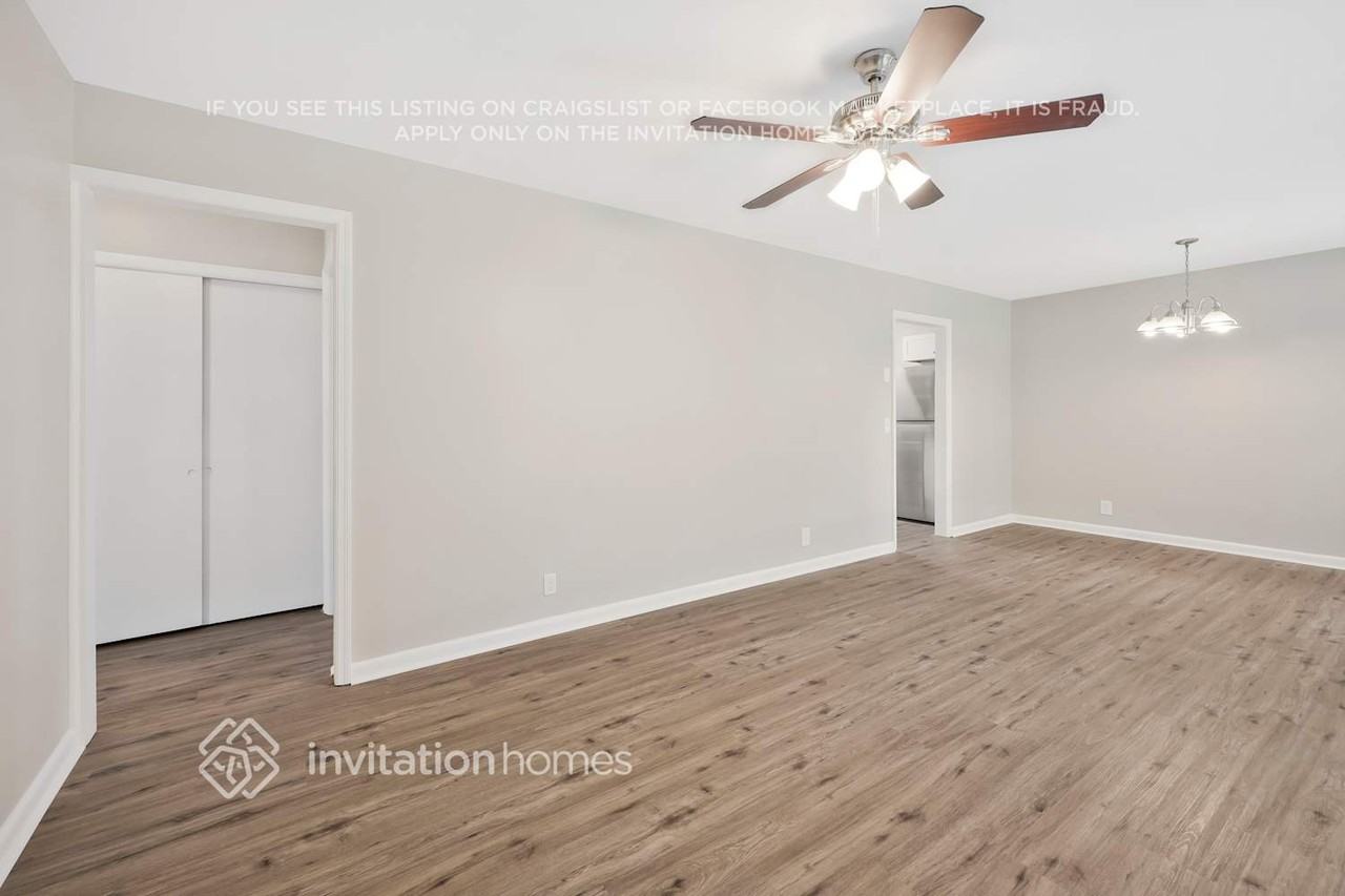 907 Rexdale Dr - Photo 3 of 27