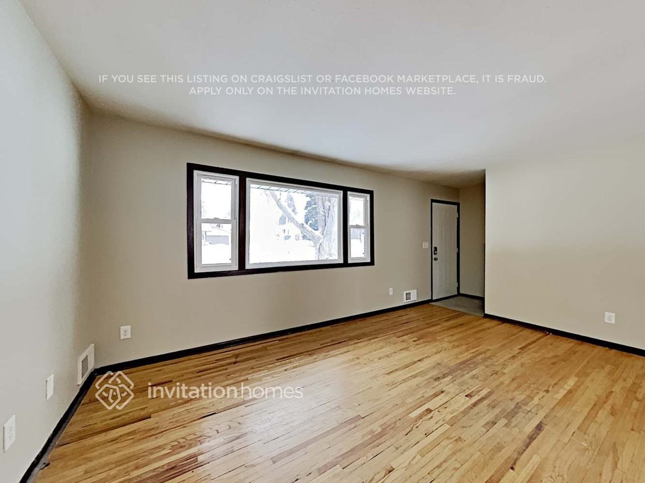 2162 Mesabi Ave - Photo 5 of 20