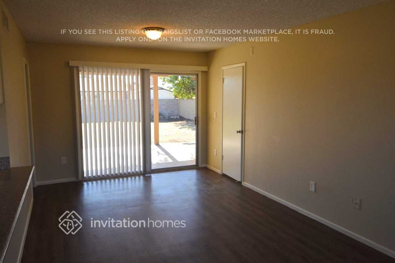 2929 W Michelle Dr - Photo 3 of 12