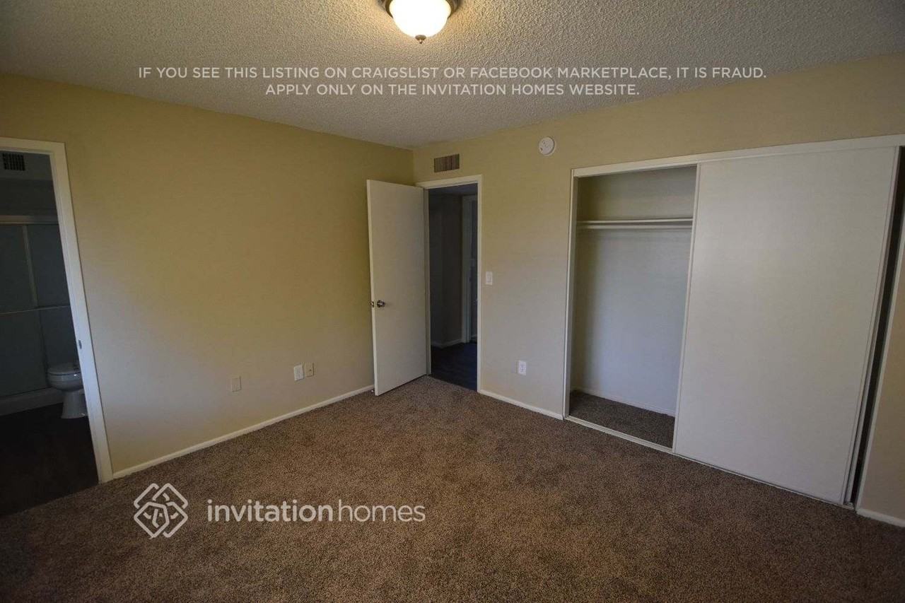 2929 W Michelle Dr - Photo 7 of 12