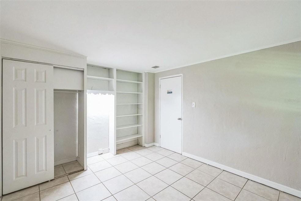 814 Ferndell Road - Photo 5 of 12