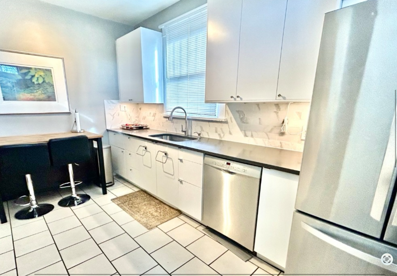 2543 South Lincoln Street, Unit A - Photo 6 of 31