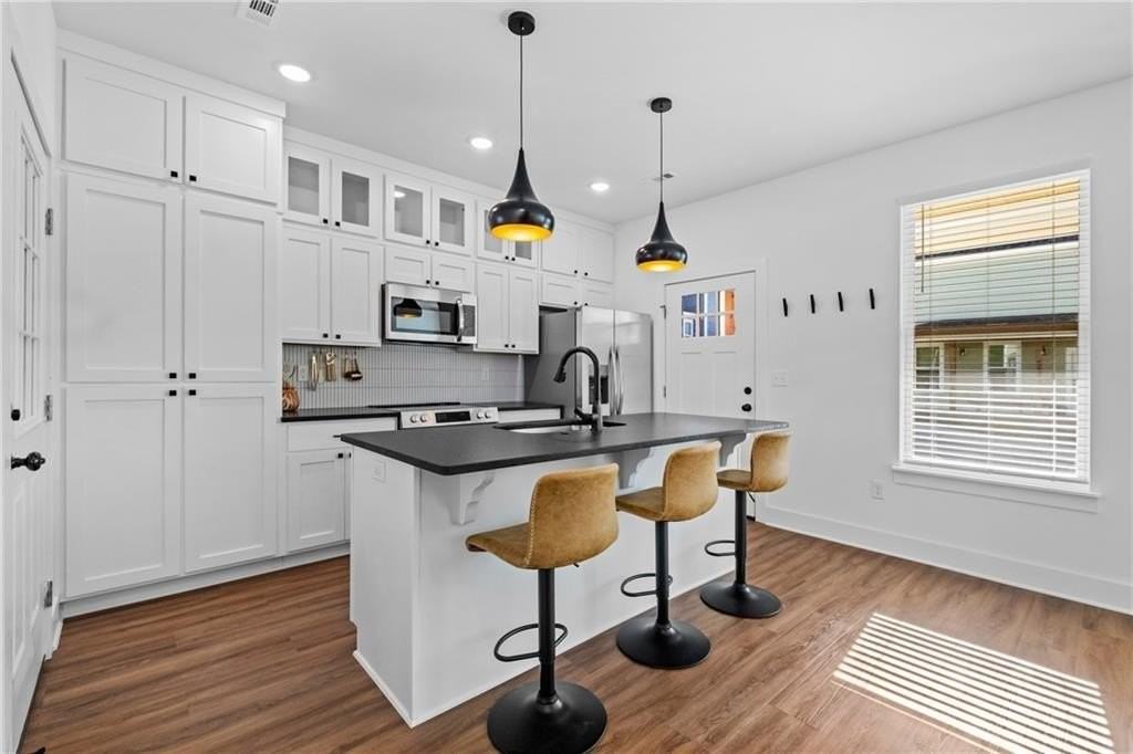 913 S Wichita Ave - Photo 2 of 24