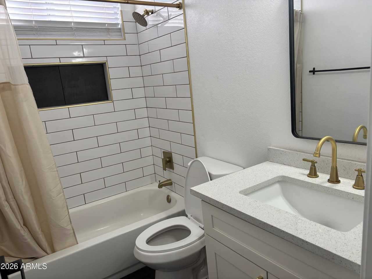 4105 W Shannon St - Photo 5 of 7