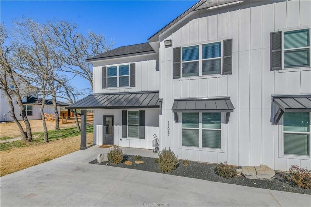 11067 Breedlove Rd - Photo 2 of 19