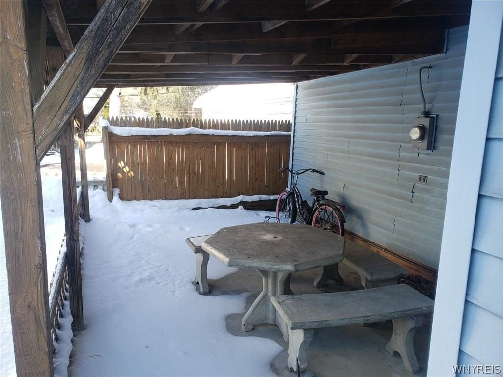 91 Springville Ave - Photo 2 of 12