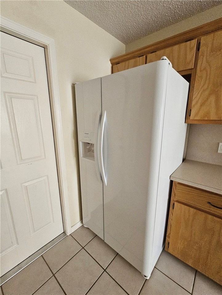 2285 Hillcrest - Photo 7 of 7