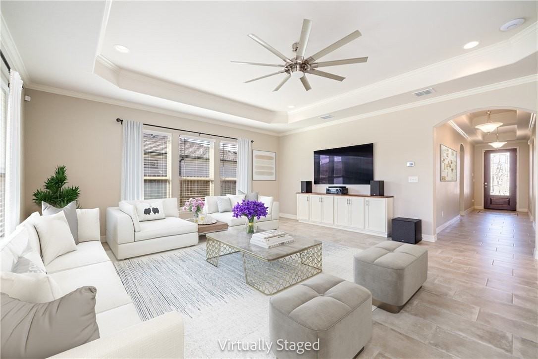 103 Foxtail Palm Dr - Photo 7 of 33