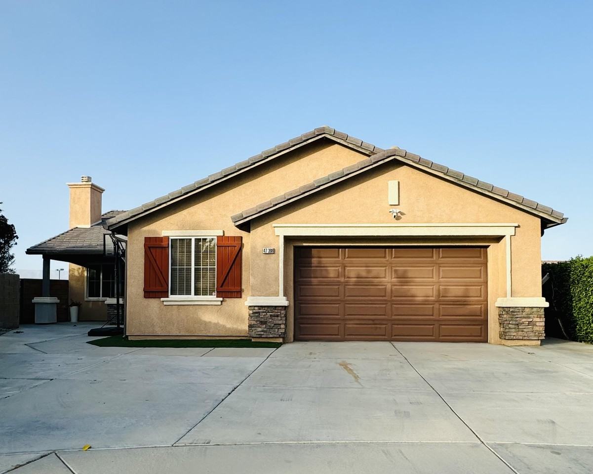47398 Manteca Ct