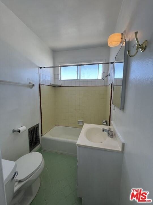 873 N Hoover St Unit 1/2 #1-2 - Photo 4 of 7