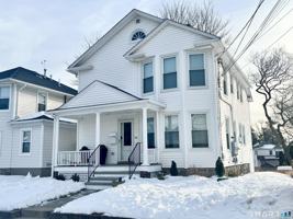 featured image of 106 Horace St