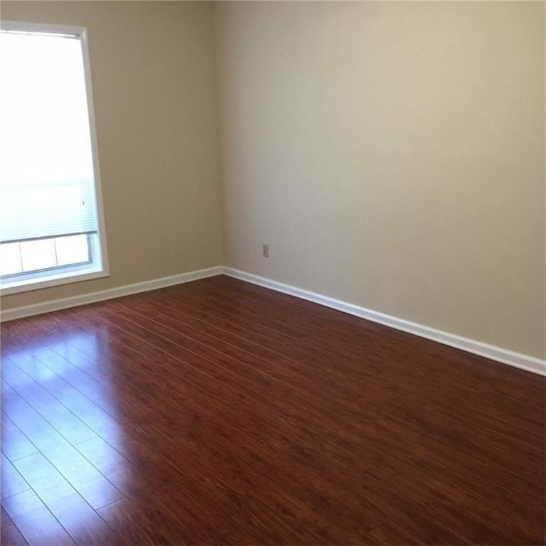 930 Misty Creek Ct - Photo 5 of 6