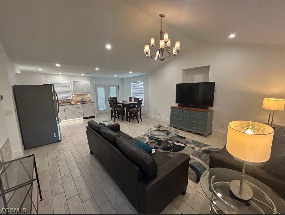 18464 Iris Rd - Photo 2 of 17