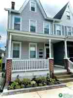 featured image of 1550 Northampton St #2