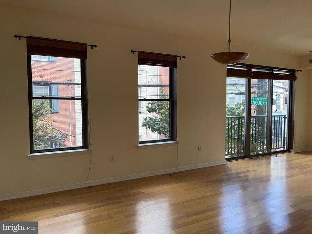 837 N 2nd St #208 - Photo 4 of 49