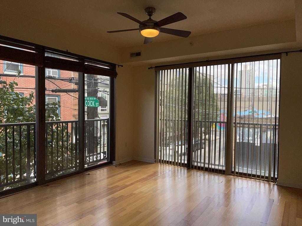 837 N 2nd St #208 - Photo 6 of 49