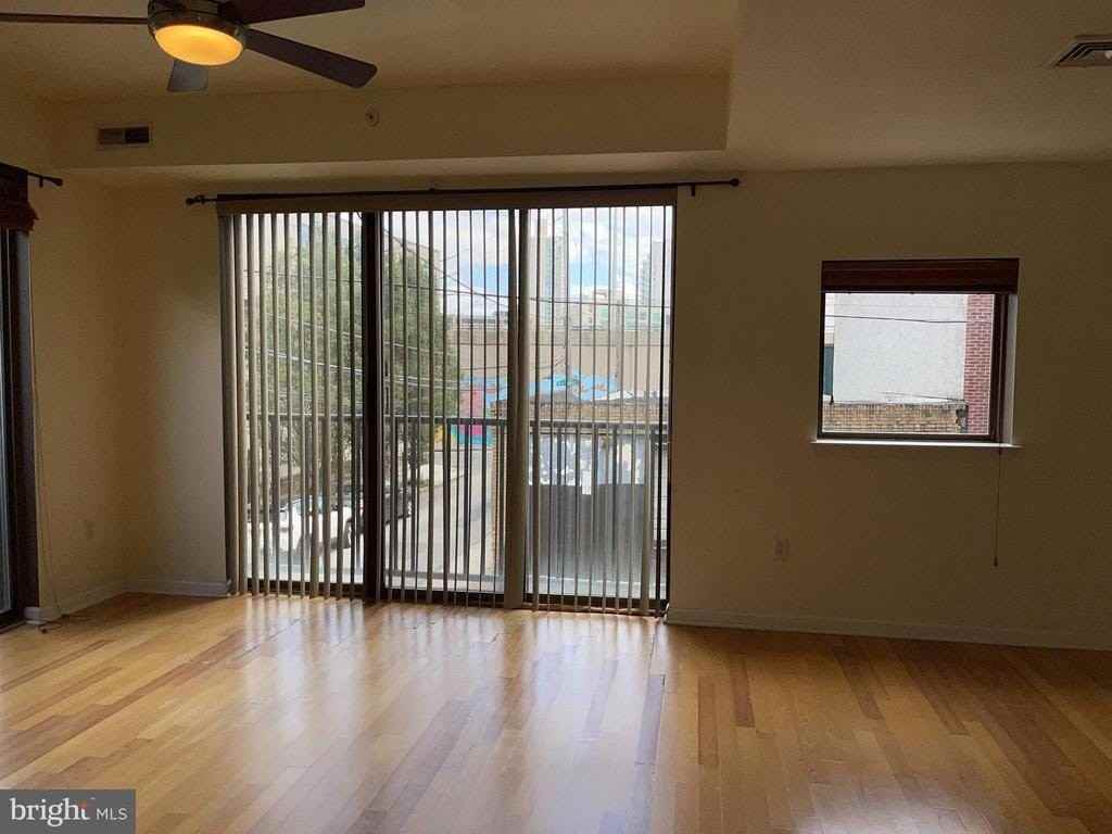 837 N 2nd St #208 - Photo 7 of 49