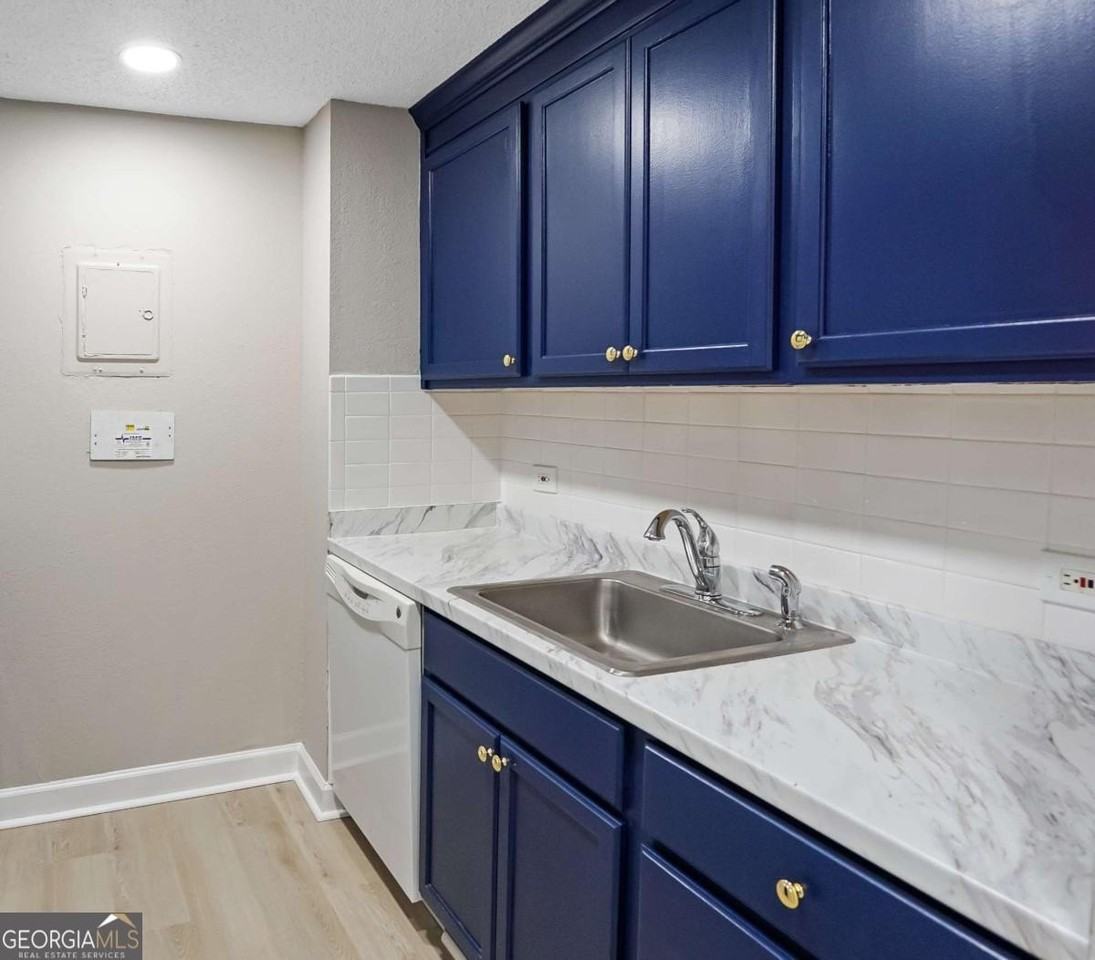 375 Ralph Mcgill Blvd Ne #108 - Photo 4 of 13