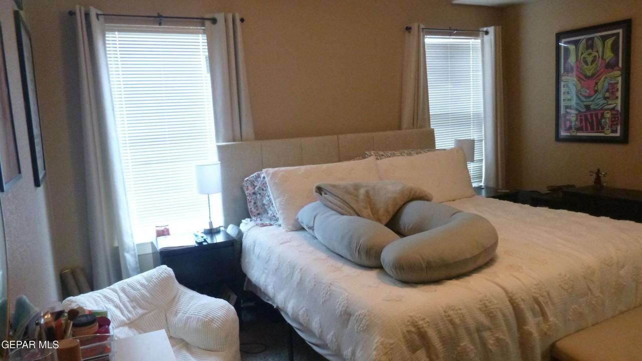 14229 English Point Ave - Photo 5 of 22