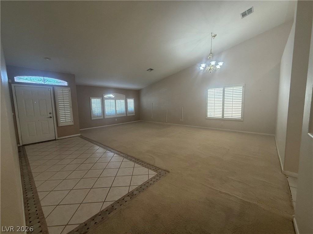 2764 Chokecherry Ave - Photo 4 of 15