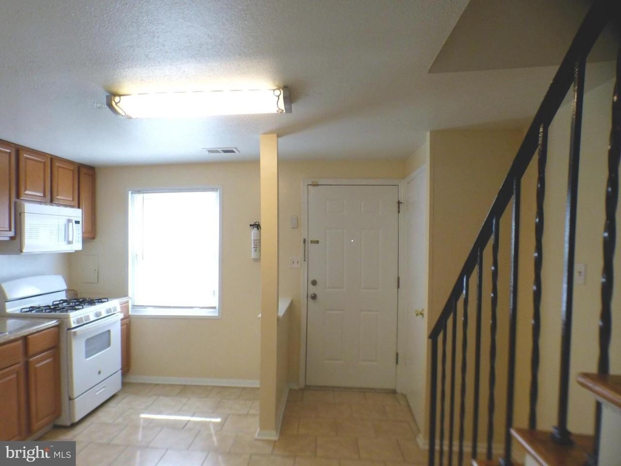 1769 Village Green Dr - Photo 6 of 21