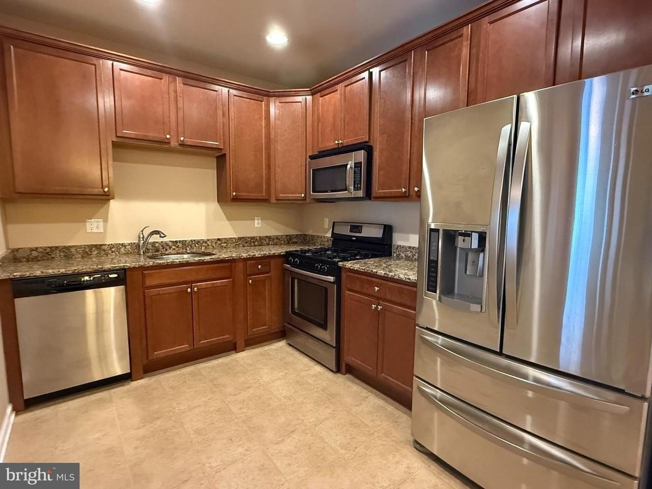 224 Breeders Cup Dr - Photo 6 of 29