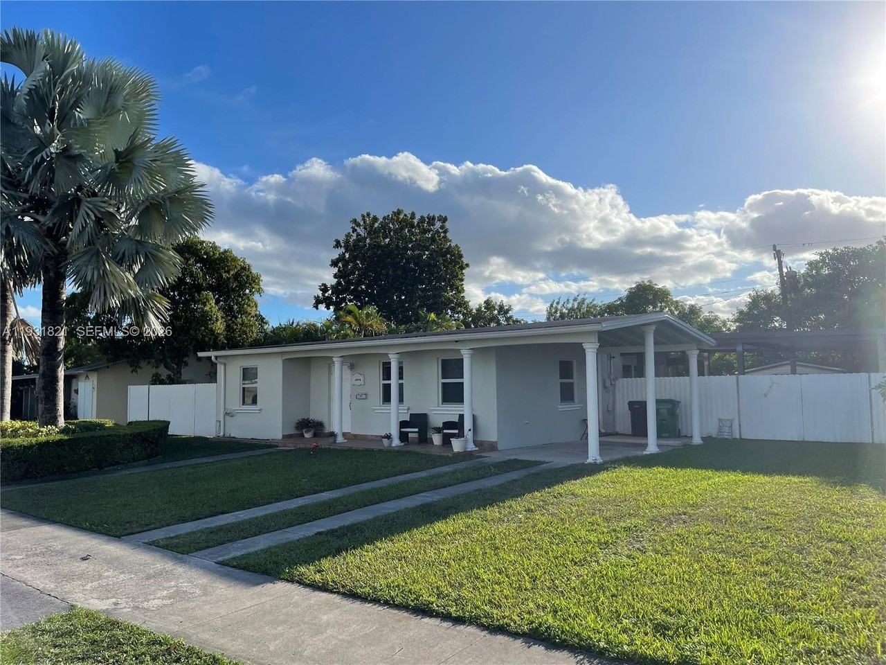 10840 Westwood Lake Dr #0 - Photo 3 of 33