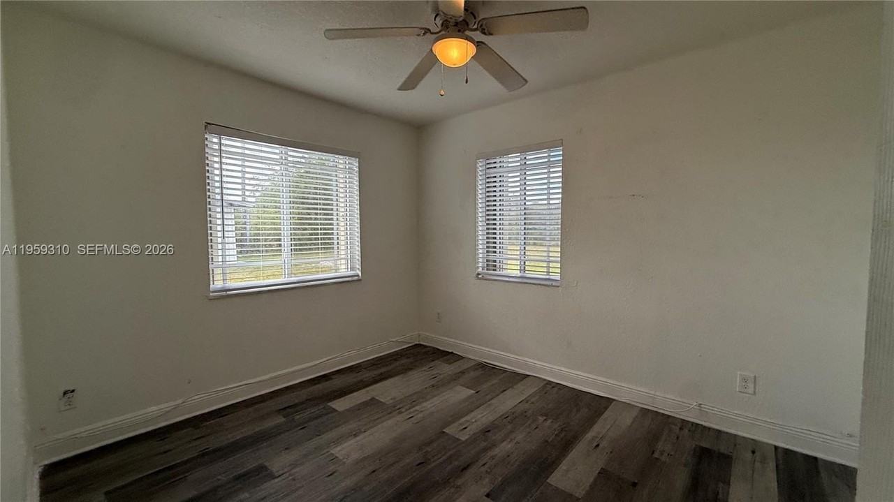 2811 Nw 26th Ave #0 - Photo 6 of 25