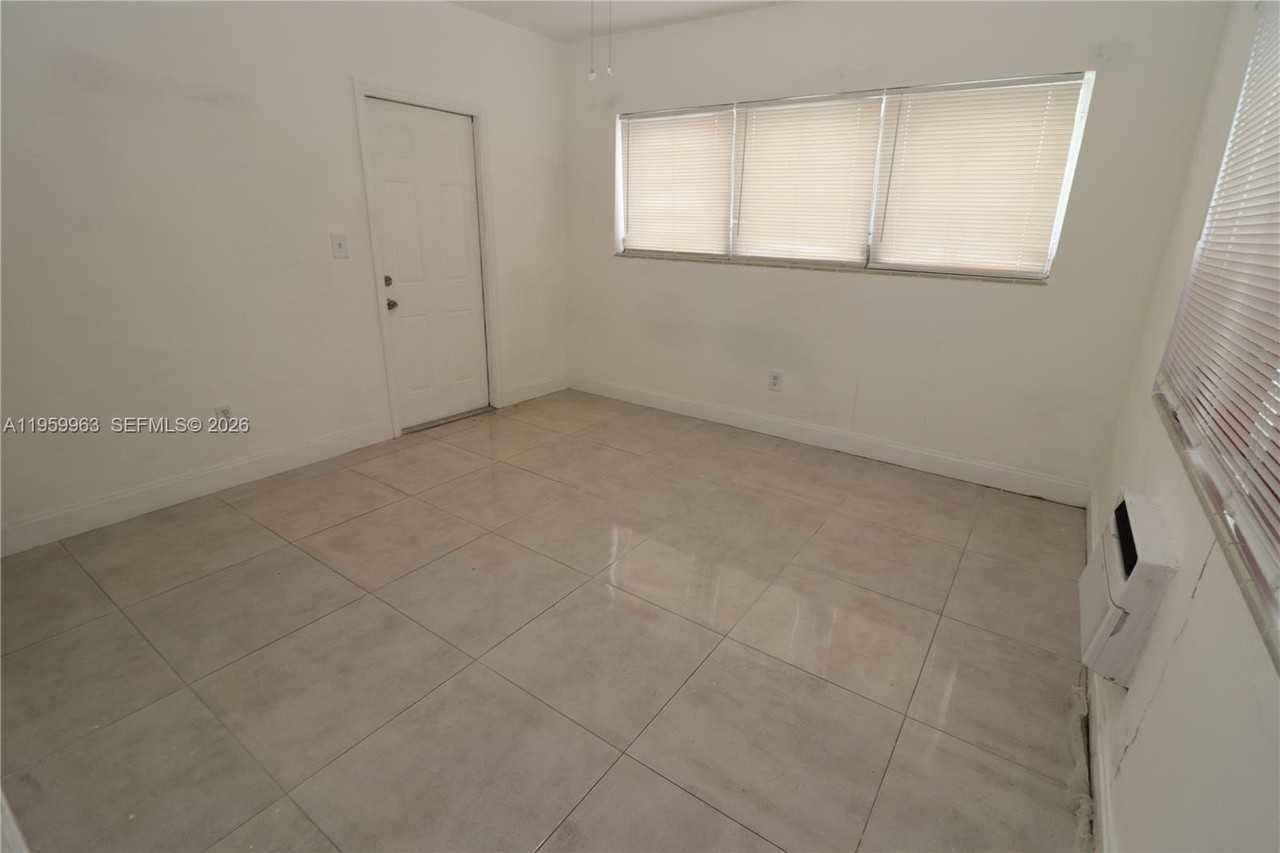 820 85th St #1 - Photo 5 of 23