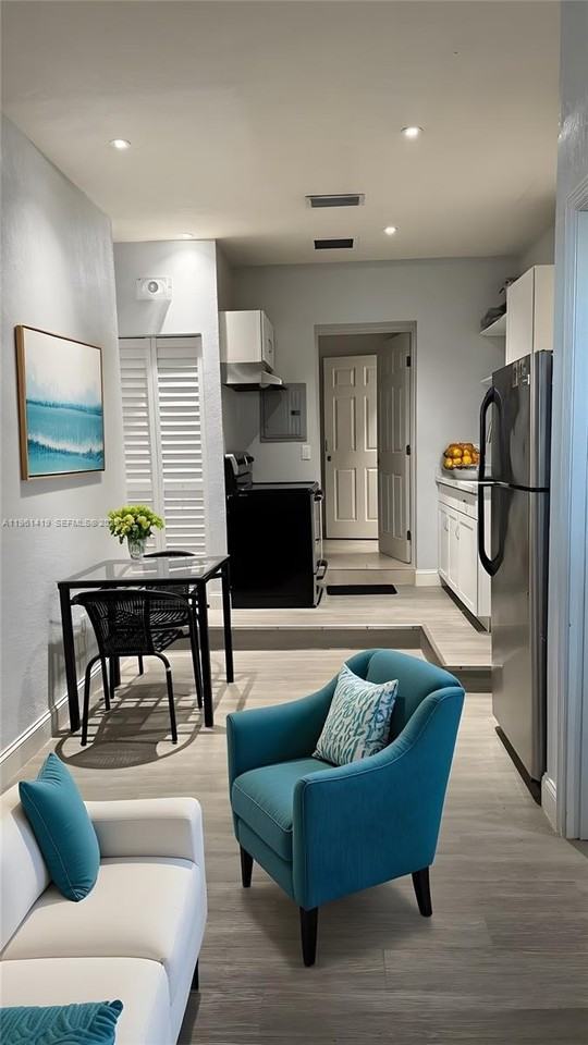 19700 Sw 302nd St #0 - Photo 4 of 9