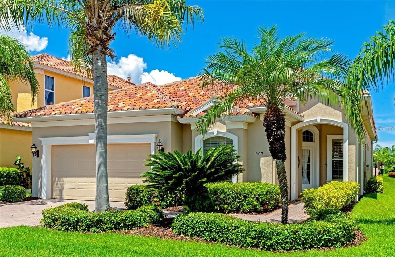 307 9th Ave E - Photo 2 of 50