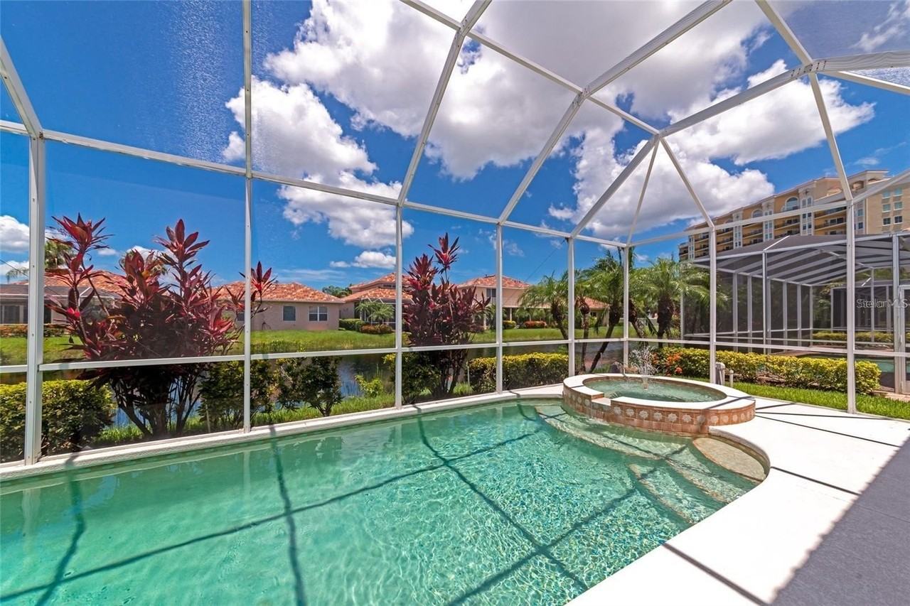 307 9th Ave E - Photo 7 of 50